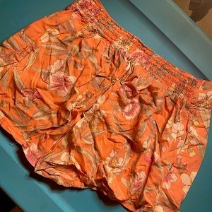 ADORABLE FLOWER AMERICAN EAGLE SHORTS